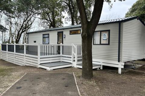 2 bedroom lodge for sale, Sandhills Holiday Park