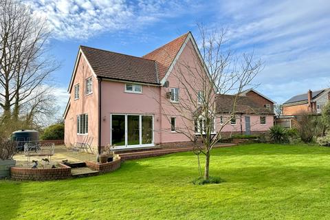 5 bedroom character property for sale, Hill House, Upper Street, Witnesham