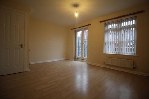 2 bedroom terraced house to rent, 4 Beddow Close, St Michaels Street, Shrewsbury, SY1 2NX