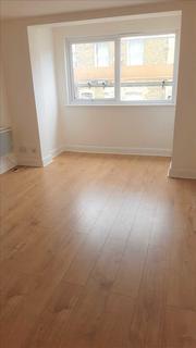 1 bedroom apartment to rent, Clifton Court, Gravesend DA11