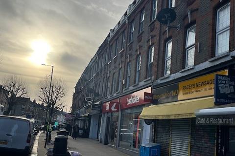 Mixed use for sale, High Road, London N2