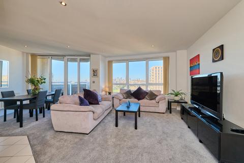 2 bedroom flat for sale, Wards Wharf Approach, London