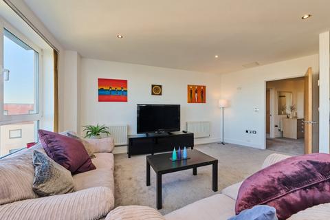 2 bedroom flat for sale, Wards Wharf Approach, London