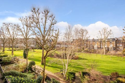 3 bedroom flat for sale, Randolph Crescent, London