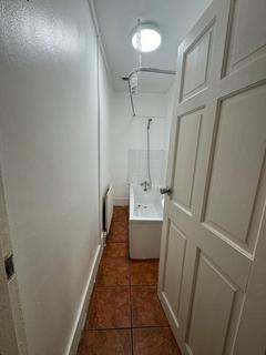 1 bedroom flat to rent, Powerscroft Road, London E5