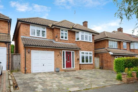 5 bedroom detached house for sale, Francklyn Gardens, Edgware HA8