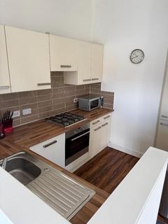 2 bedroom flat to rent, Munro Place, Glasgow, G13