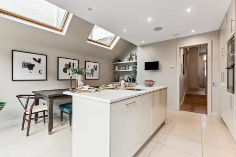 23 Allestree Road, London, SW6 6AD