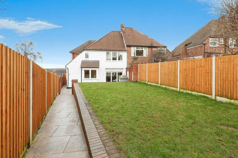 16 Moss Drive, Sutton Coldfield, B72 1JQ