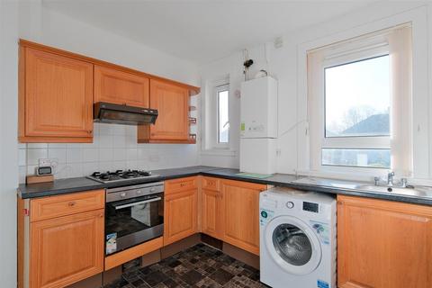 2 bedroom apartment for sale, Hardie Street, Blantyre