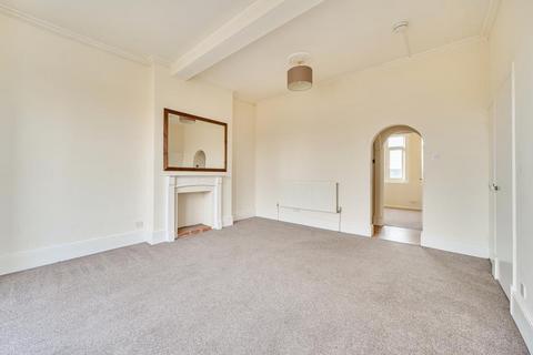 1 bedroom flat to rent, Banbury,  Oxfordshire,  OX16