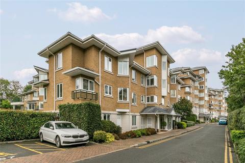 2 bedroom flat for sale, Dorchester House, 8 Strand Drive, Richmond, Surrey