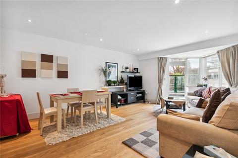 2 bedroom flat for sale, Dorchester House, 8 Strand Drive, Richmond, Surrey