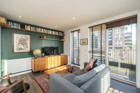 1 bedroom flat for sale, Whelan Road, London W3