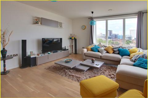 2 bedroom flat for sale, Yardmaster House, Cross Road, East Croydon