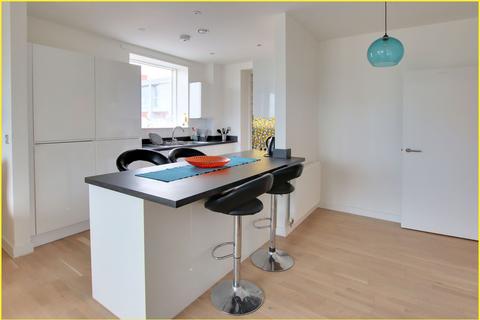 2 bedroom flat for sale, Yardmaster House, Cross Road, East Croydon