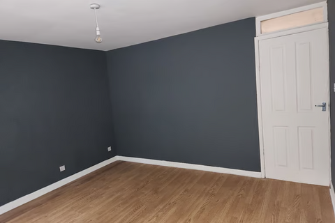 1 bedroom in a house share to rent, Cardiff Road, Nantgarw CF15