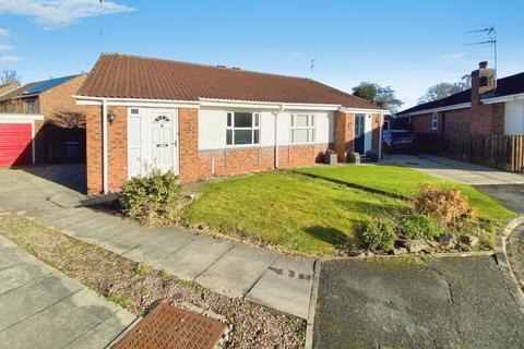 2 bedroom detached bungalow to rent, Seaton Close, York