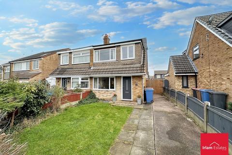 6 Farnham Drive, Irlam, Manchester, M44 6DG