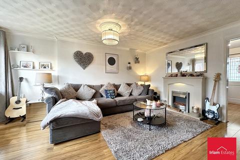 6 Farnham Drive, Irlam, Manchester, M44 6DG