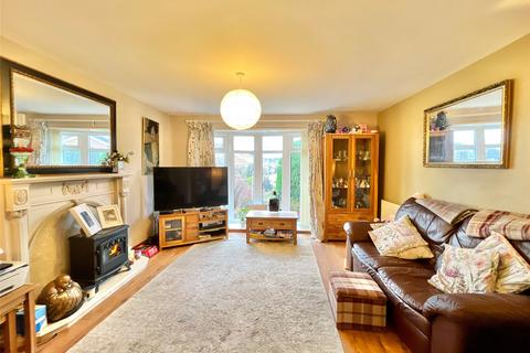 4 bedroom semi-detached house for sale, Clockburnsyde Close, Whickham, NE16