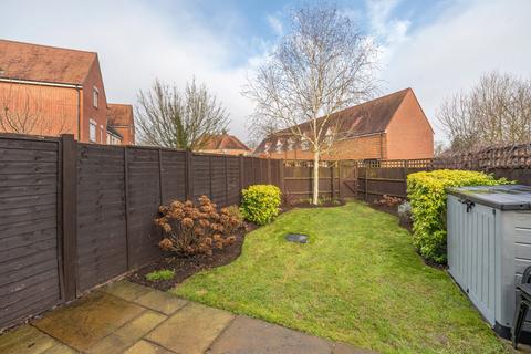 5 Fallows Road, Padworth, Reading, RG7 4GU