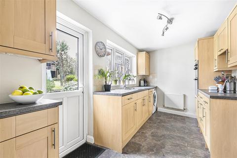 3 bedroom semi-detached house for sale, Woodberry Close, Caversham, Reading