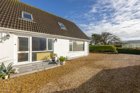 4 bedroom link detached house for sale, Rue Des Rocques, Torteval, Guernsey