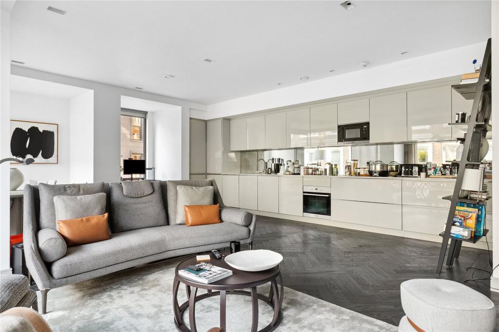 Reception/Kitchen