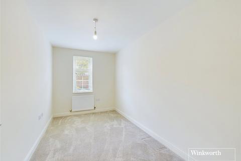 Flat 2, Elizabeth House, 17 Austen Grove, Arborfield Green, Reading, RG2 9UR