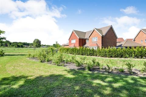 5 bedroom detached house for sale, Corry Avenue, Hampshire GU46