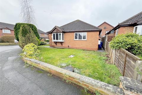 2 bedroom detached bungalow for sale, Southfield Road, Holton-Le-Clay, Grimsby, Lincs, DN36 5YQ