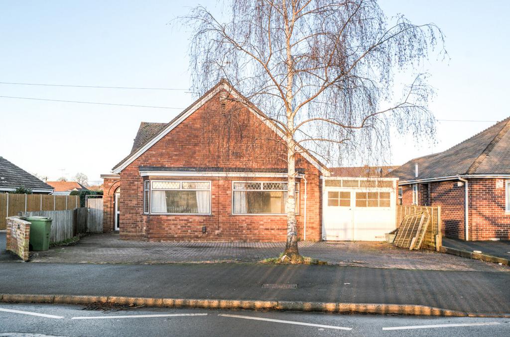 Alstone Lane