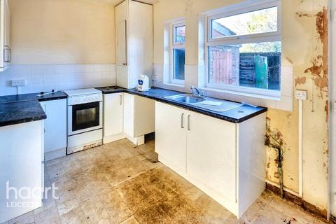 2 bedroom terraced house for sale, Green Lane Road, Leicester