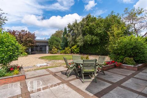 3 bedroom detached bungalow for sale, Washington Lane, Euxton, Chorley