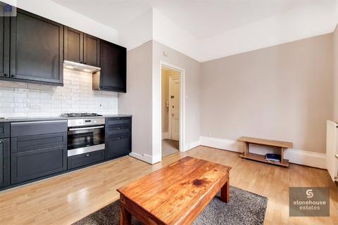 1 bedroom apartment to rent, Regina Road, Finsbury Park, London, N4