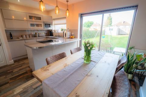 32 Stroud Road, Shirley, Solihull, B90 2JU