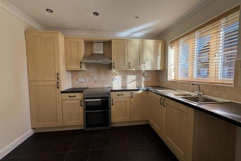 3 bedroom semi-detached house to rent, WITHERIDGE