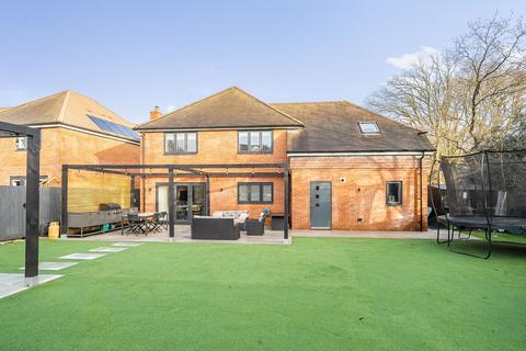 47 Vantage Copse, Bursledon, Southampton, SO31 1ES