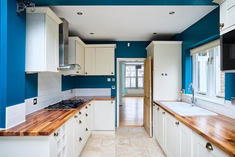 19 Geraldine Road, London, W4 3PA