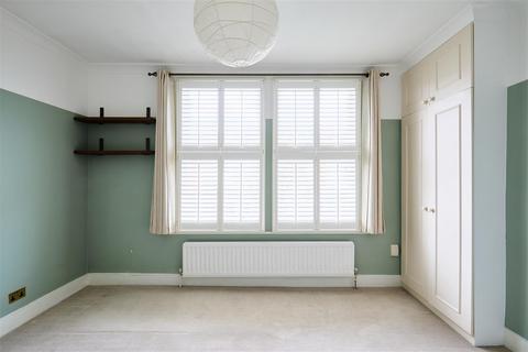 19 Geraldine Road, London, W4 3PA