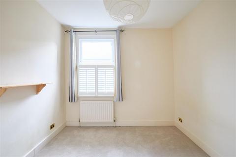 19 Geraldine Road, London, W4 3PA