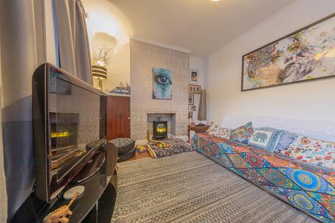 2 bedroom terraced house for sale, Gadsby Street, Nuneaton CV11