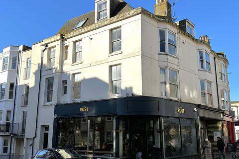 2 bedroom flat to rent, Flat 1, 18 Burlington Street, Brighton, East Sussex