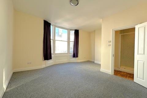 2 bedroom flat to rent, Flat 1, 18 Burlington Street, Brighton, East Sussex