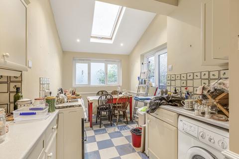 3 bedroom house for sale, Rosslyn Avenue, Barnes, SW13