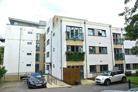 2 bedroom flat to rent, Whitewater 47 Sea Road, Bournemouth BH5