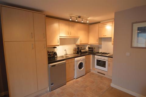 2 bedroom flat to rent, Whitewater 47 Sea Road, Bournemouth BH5