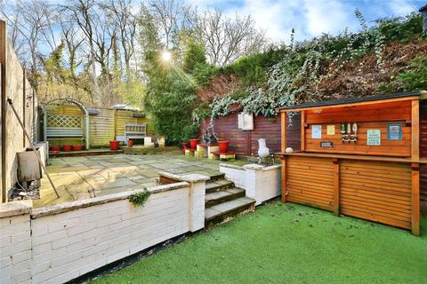 313 Connaught Road, Brookwood, Woking, GU24 0AD