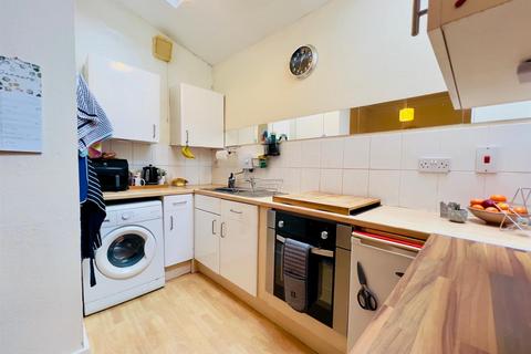 1 bedroom flat to rent, Sandford Road, Bromley BR2